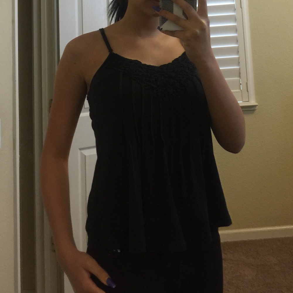 laced black tank
